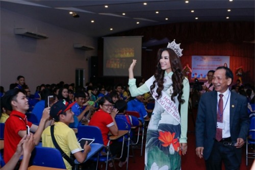 Ngày Nhà giáo Việt Nam 20/11: Sao Việt hạnh phúc với nghề giáo viên - Ảnh 2