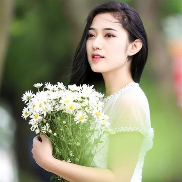 tuyẻn tạp nhũng mỹ nhan tùng qua tay mạc hòng quan hinh anh 7