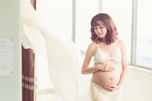 Bộ ảnh bầu đẹp đến ghen tỵ của mẹ 9x Hà thành - 12