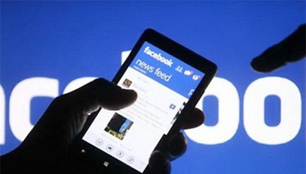 tin nhắn trúng thưởng, lừa trúng thưởng