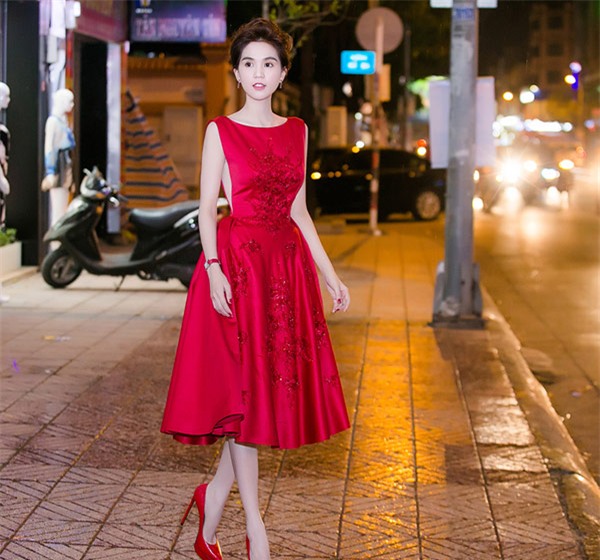 ngoc-trinh-nhai-dam-taylor-swift-tung-dien