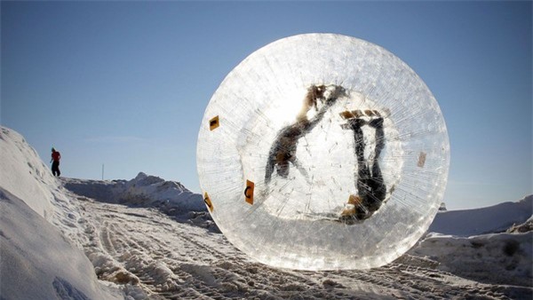 zorb-ball-126f1