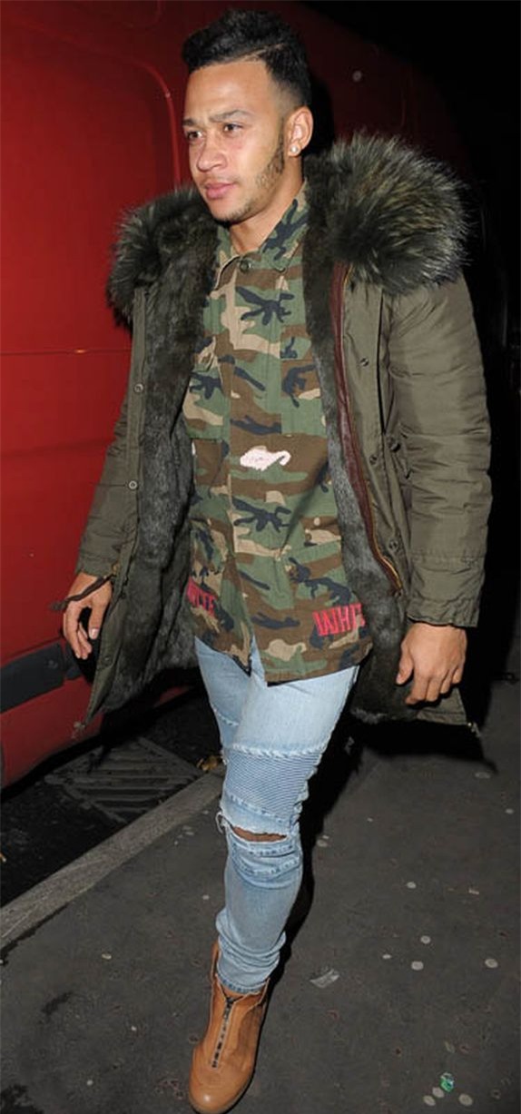 Sao M.U, sinh nhật, Smalling, M.U, Van Gaal, bóng đá