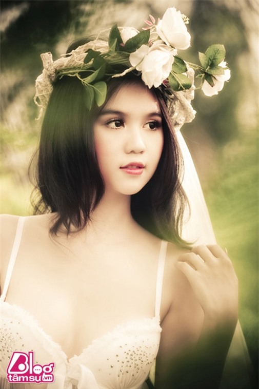 nu-hoang-noi-y-ngoc-trinh-blogtamsuvn-19
