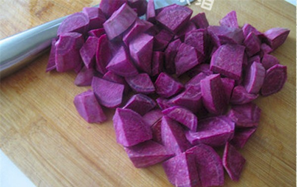 thực phẩm màu tím