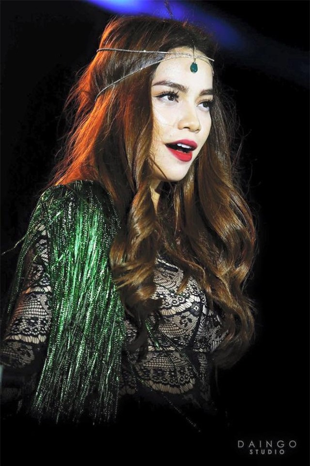 16 bo canh gay tranh cai "nay lua" cua ho ngoc ha hinh anh 7