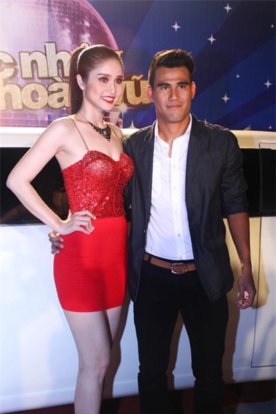 https://ttol.vietnamnetjsc.vn//2015/11/26/11/41/nhung-khoanh-khac-hanh-phuc-cua-vo-chong-thao-trang-phan-thanh-binh_12.jpg