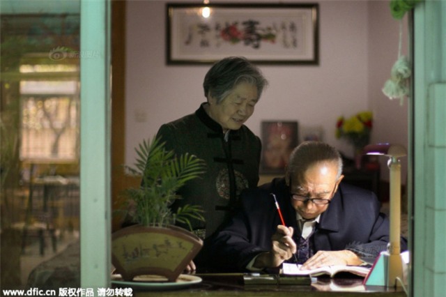 Thư tình "dài vô tận" gây xúc động của cụ ông 78 tuổi - 1