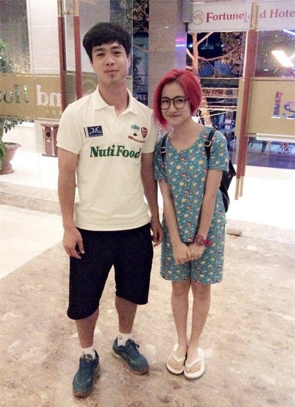 Cầu thủ và mỹ nhân Việt 2