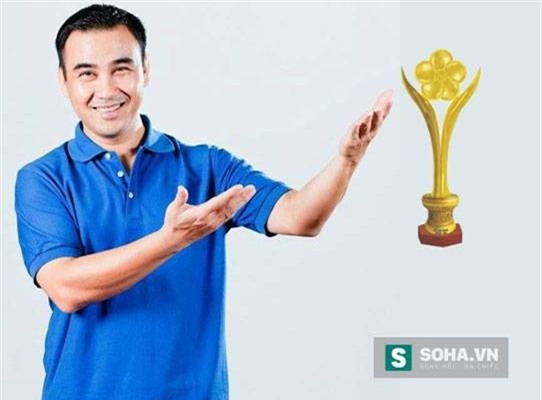 Chiếc cúp Mai vàng mà Quyền Linh yêu thích nhất cũng bị cuỗm mất.