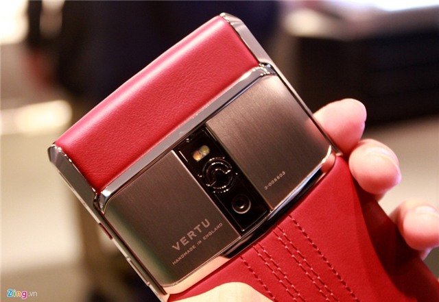 Điện thoại Vertu chạy Android giá 470 triệu đồng ở VN
