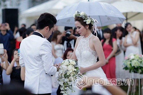 Vì sao bố mẹ ruột không xuất hiện trong đám cưới Diễm Hương 2