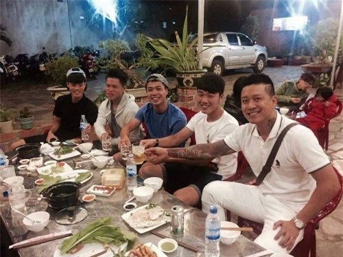 Bênh Công Phượng và HAGL, ca sĩ Tuấn Hưng đáp trả lại ông Lê Thụy Hải - Ảnh 3.