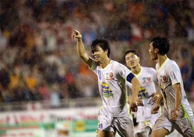 Công Phượng, Tuấn Anh, Xuân Trường, HA.GL, bầu Đức, HLV Miura, ĐTVN, VFF, cơ bắp