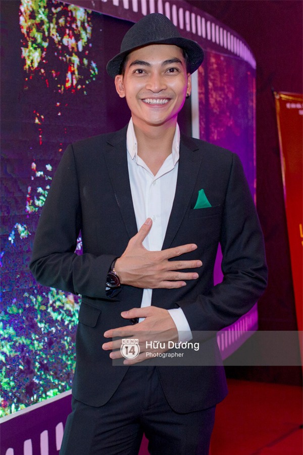 Dàn sao xúng xính váy áo khoe sắc trên thảm đỏ Liên hoan phim Việt Nam - Ảnh 17.