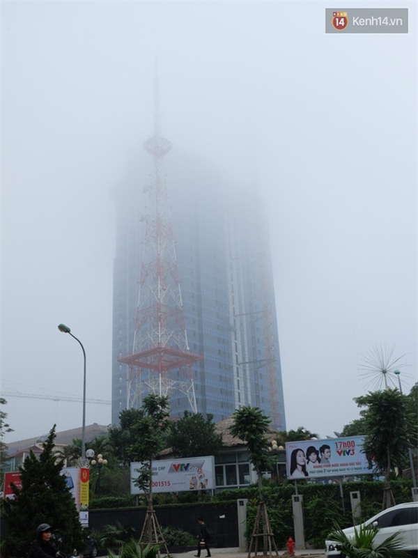 Hà Nội: Sương mù bao phủ tòa nhà cao nhất Việt Nam - Ảnh 5.