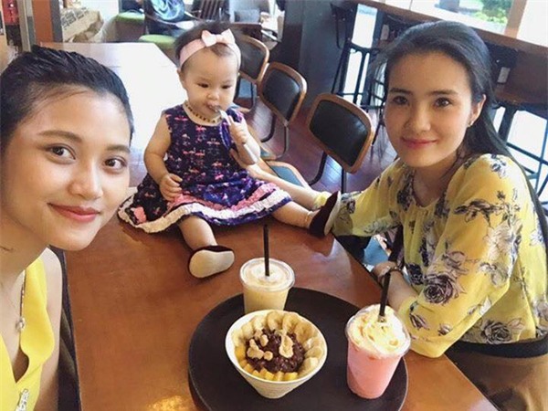 Khánh Chi - Em gái Công Vinh khoe con gái đầu lòng xinh xắn, đáng yêu - Ảnh 2.
