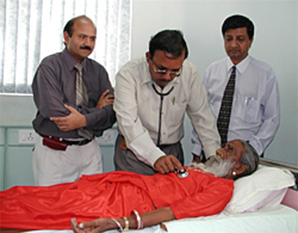 Đố bạn sống nổi với 9 chế độ ăn uống kì quặc nhất hành tinh của các dị nhân