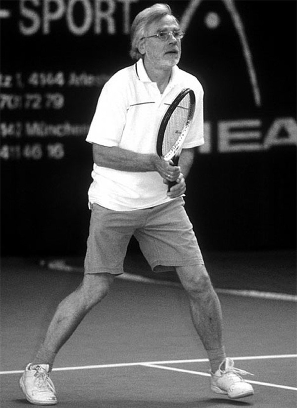 Đố bạn sống nổi với 9 chế độ ăn uống kì quặc nhất hành tinh của các dị nhân