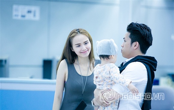 vợ chồng Diễm Hương đi trăng mật ở Pháp cùng con trai. 3