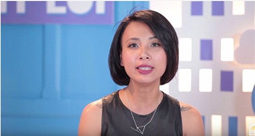 Thùy Minh đá đểu Ngọc Trinh gọi Đông Nhi là gương mặt không quen 0