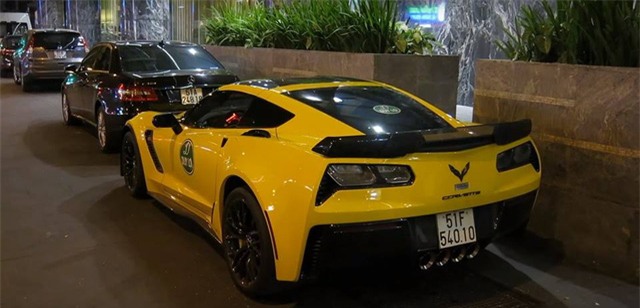 Camaro ZL1,  Corvette Z06,  đại gia, Duy Lợi, võng xếp, siêu xe, chơi xe, Camaro-ZL1,  Corvette-Z06,  đại-gia, Duy-Lợi, võng-xếp, siêu-xe, chơi-xe,