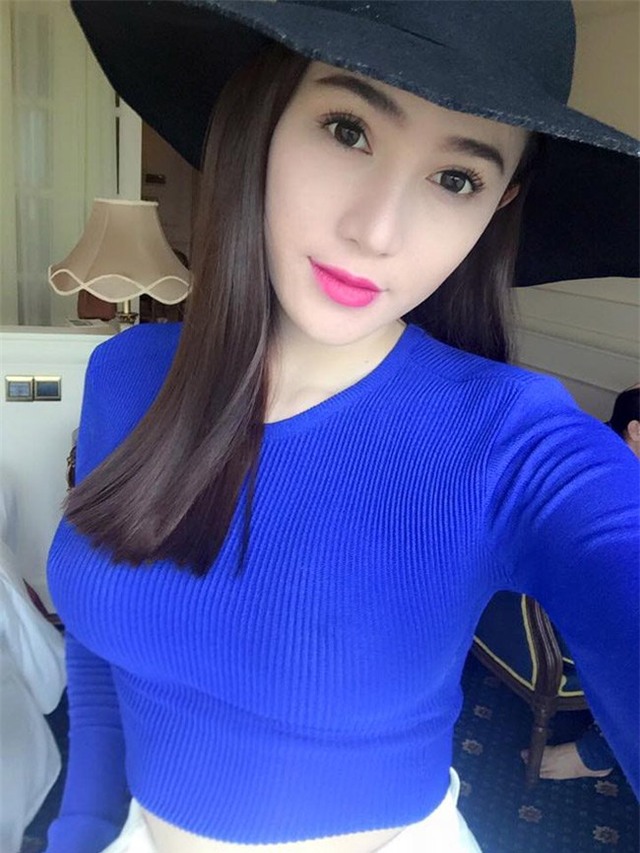 dan nguoi tinh nong bong cua chan sut mac hong quan hinh anh 7