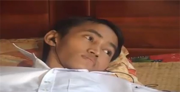 Câu chuyện tình yêu khiến bất kỳ ai cũng tin rằng cổ tích là có thật - Ảnh 1.