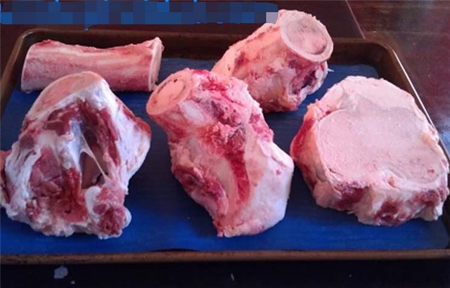 xương ống bê Úc, xương bò, xương lợn, nước dùng, bún phở, nước lẩu, nhà giàu, xương-lợn, xương-ống-bê-Úc, xương-bò, nước-dùng, bún-phở, nước-lẩu, nhà-giàu