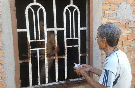 tù oan, bị bắt oan, tâm thần, hóa điên