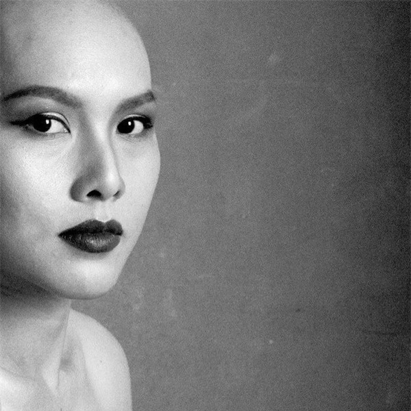 Nụ cười lạc quan của người phụ nữ xinh đẹp mắc bệnh ung thư vú - Ảnh 14.