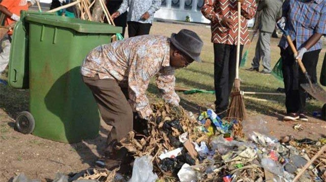 Tổng thống, Tanzania, châu Phi, đất nước, thành phố, quét rác, nhặt rác, dinh thự, chiến dịch, quốc khánh, tiết kiệm