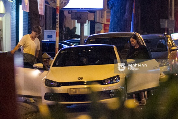 Văn Mai Hương cùng bạn trai mới khoác vai, ôm eo đi dạo phố lúc nửa đêm - Ảnh 6.