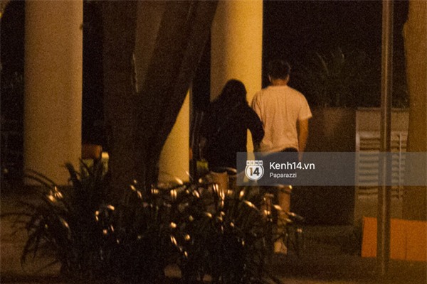 Văn Mai Hương cùng bạn trai mới khoác vai, ôm eo đi dạo phố lúc nửa đêm - Ảnh 8.