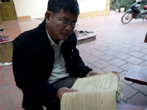 Cuốn sách, 1 tỷ, nông dân, Hà Nội, sách quý, làm thuốc, Cuốn-sách, 1-tỷ, nông-dân, Hà-Nội, sách-quý, làm-thuốc,