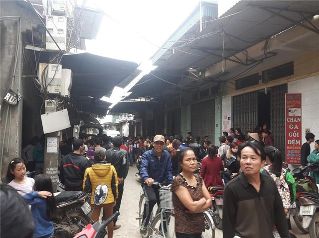 đâm chết bạn cùng phòng, xô xát, xích mích, hiện trường, khám nghiệm tử thi