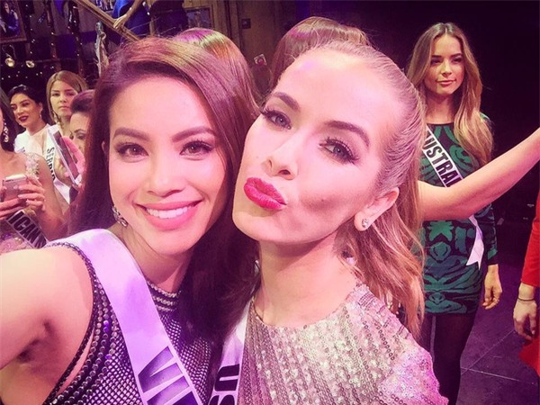 Son môi - "Vũ khí" tối thượng giúp Phạm Hương tỏa sáng tại HHHV 2015 - Ảnh 9.