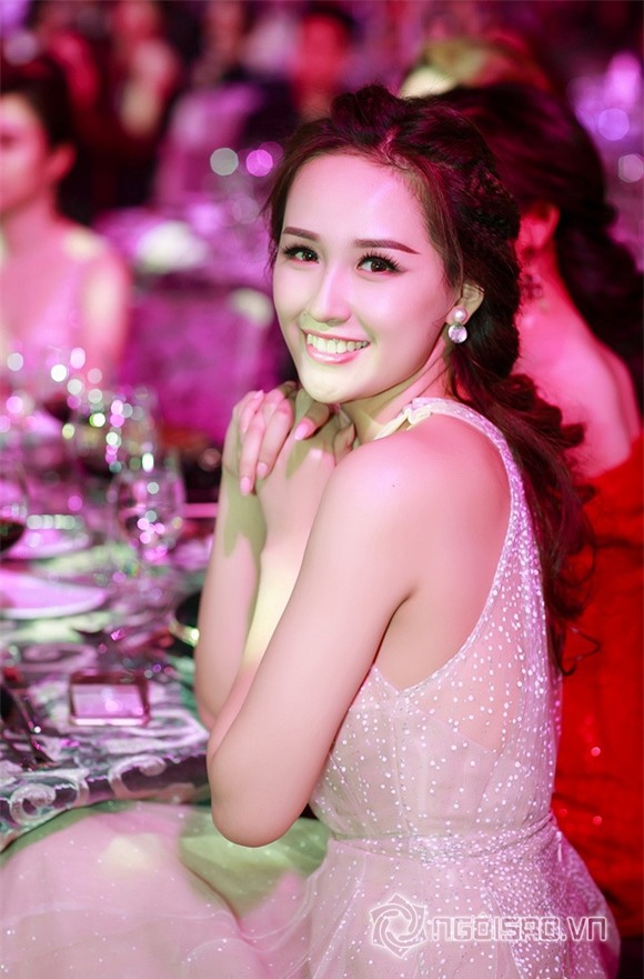 Mai Phương Thúy quyến rũ 2