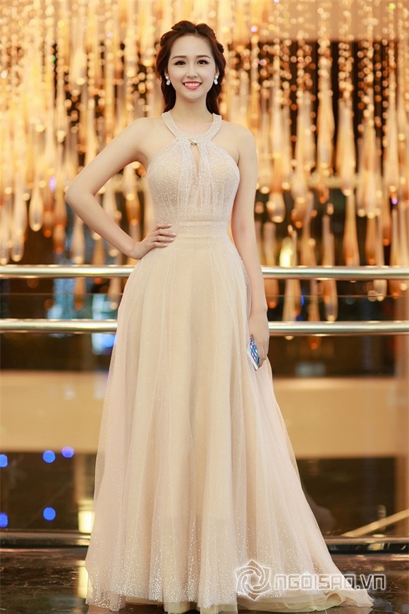 Mai Phương Thúy quyến rũ 5