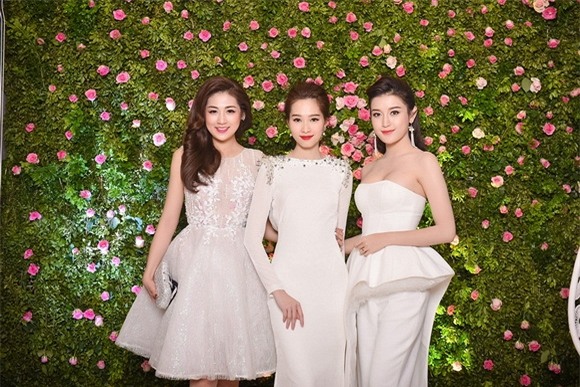 Hoa hậu Việt khoe sắc 1