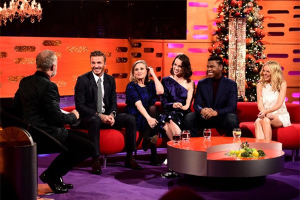 Beckham lần đầu lên tiếng về sở thích "dìm hàng" cậu cả Brooklyn - Ảnh 1.