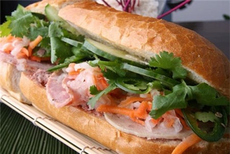 những người không nên ăn bánh mì