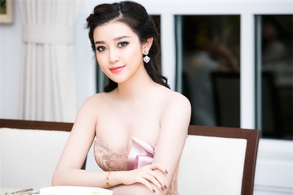 Top 3 HHVN 2014 Kỳ Duyên - Huyền My - Diễm Trang lộng lẫy tái hợp sau 1 năm - Ảnh 4.
