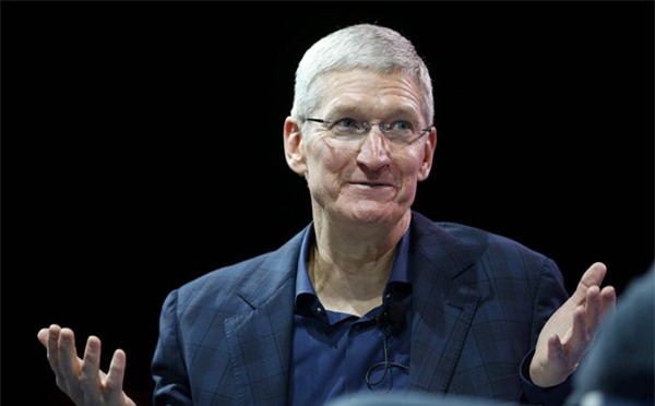 Tim Cook, Apple, dự án ô tô, CIA