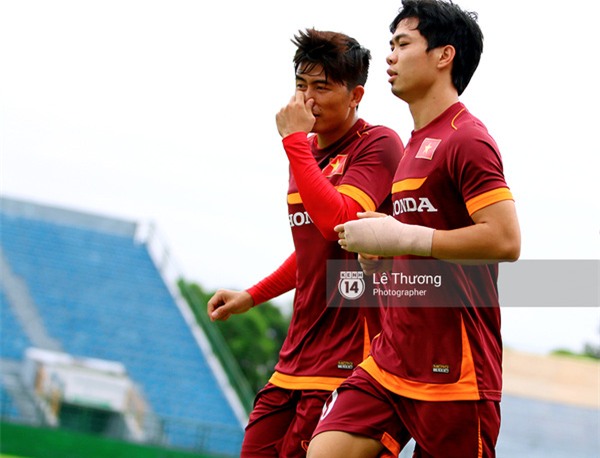 Công Vinh tâm sự với HLV Miura, hỏi thăm Công Phượng - Ảnh 9.