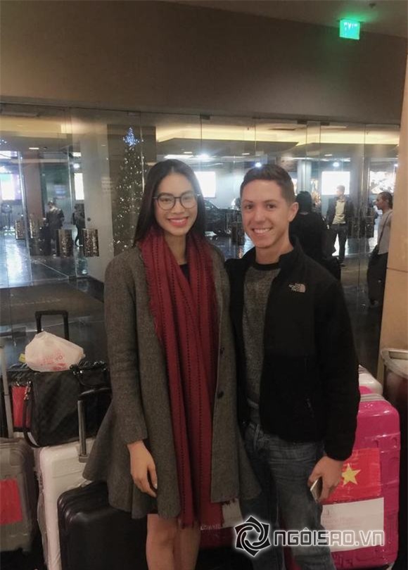 Phạm Hương về nước 2