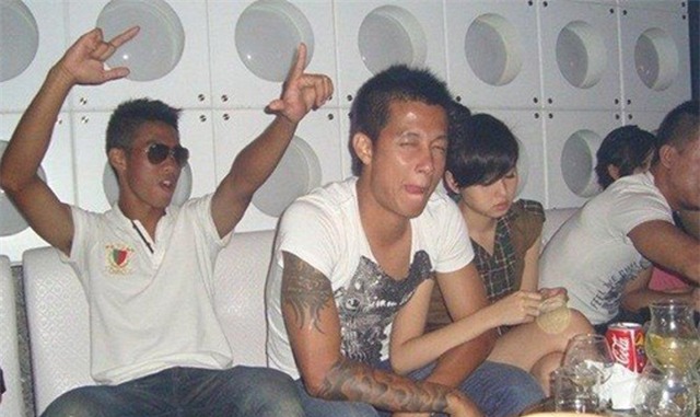 Bóng đá, cầu thủ Việt ăn chơi, bóng đá Việt Nam, cầu thủ cá độ, bán độ