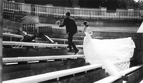 anh cuoi lang man nhu co tich cua diem trang o chau au - 15