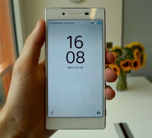 diem danh nhung mau smartphone chup anh “dinh” nhat 2015 hinh anh 8