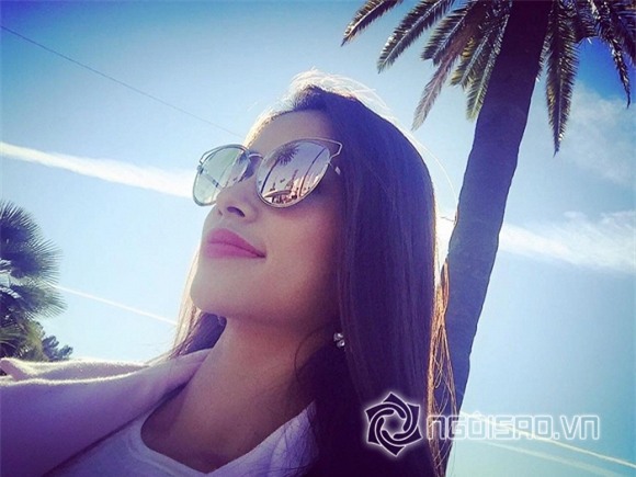 Phạm Hương khoe style cực chất tại trời Tây 1